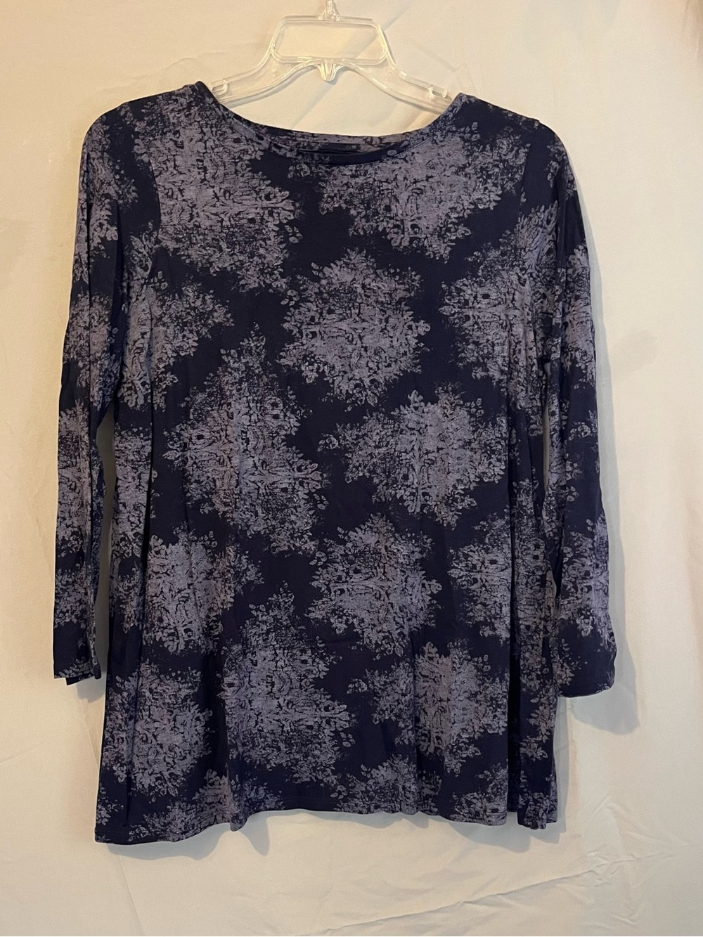 J Jill Women’s Navy/Purple Patterned Long Sleeve Top and Scarf